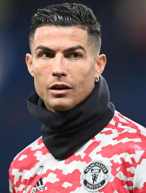 cortes de pelo ronaldo iconicos.